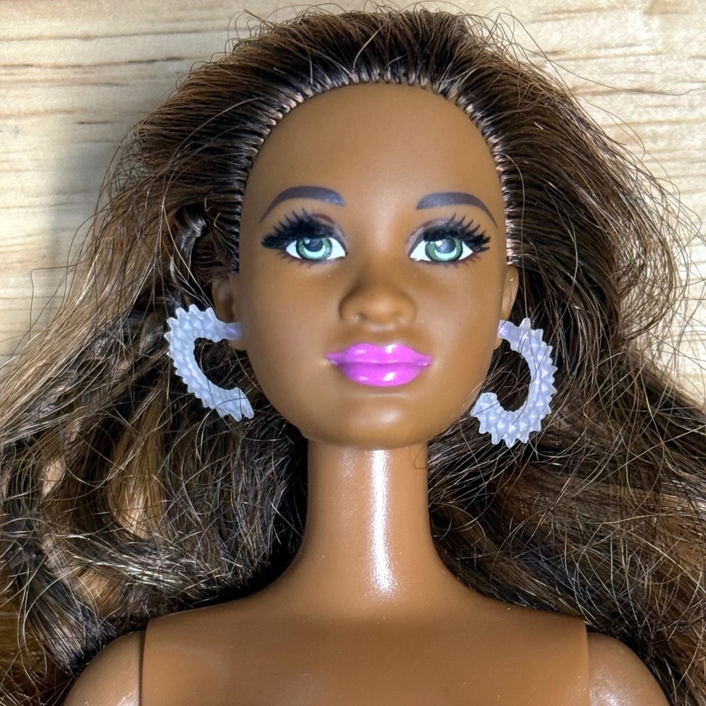 Barbie Style Grace Lux Fashionistas African American Rooted Lashes CJP78 2015 AA